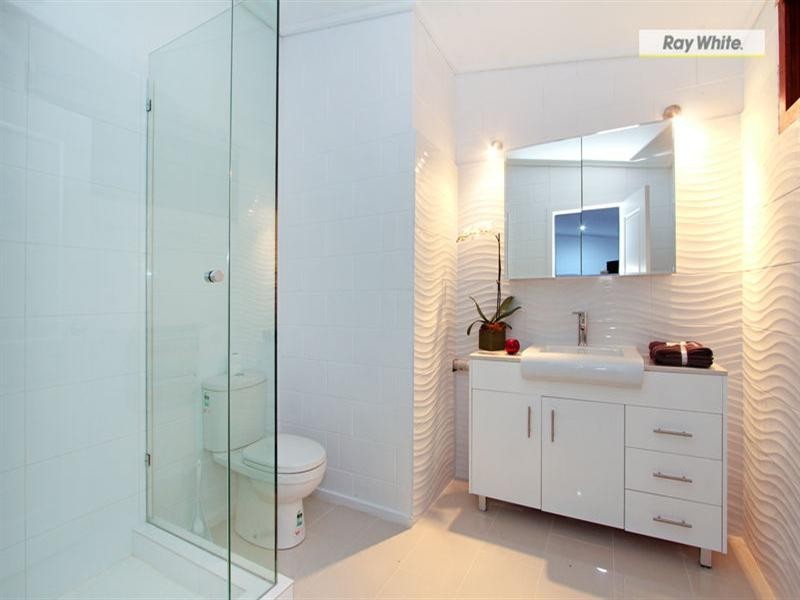 4-6 Murawa Drive, Rosebud VIC 3939