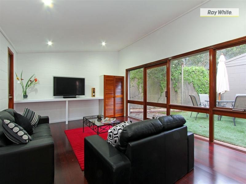 4-6 Murawa Drive, Rosebud VIC 3939