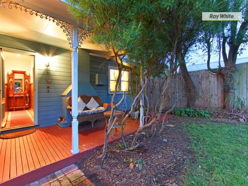 26 Burrell Street, Mccrae VIC 3938