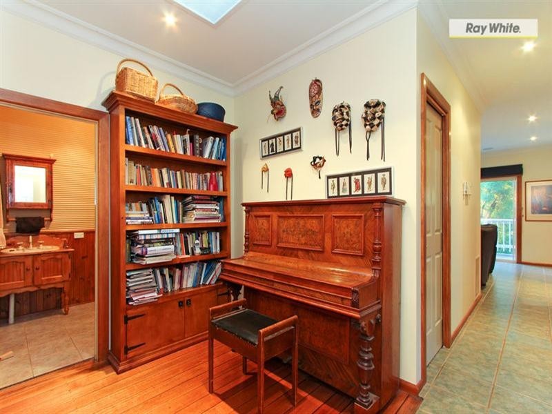 26 Burrell Street, Mccrae VIC 3938