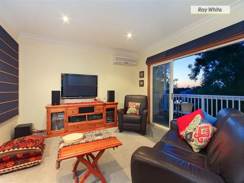 26 Burrell Street, Mccrae VIC 3938