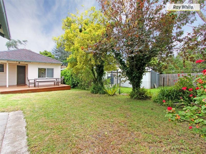 77 Sixth Avenue, Rosebud VIC 3939