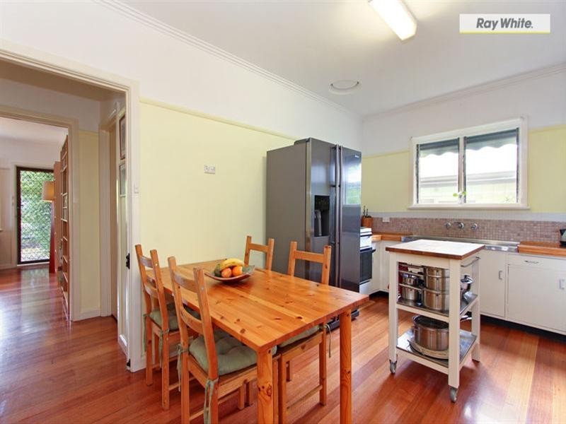 77 Sixth Avenue, Rosebud VIC 3939