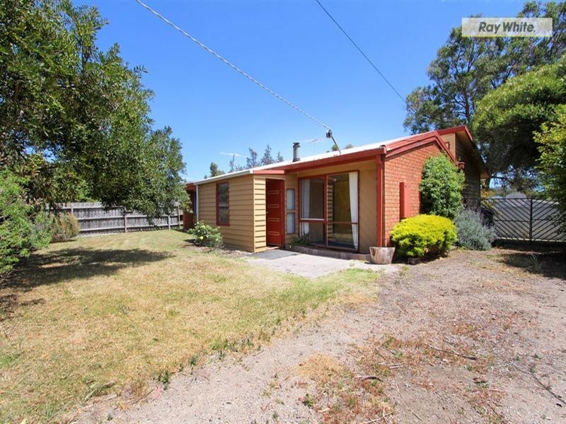 6 Tern Avenue, Rosebud West VIC 3940