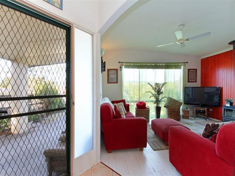 200 Ninth Avenue, Rosebud VIC 3939