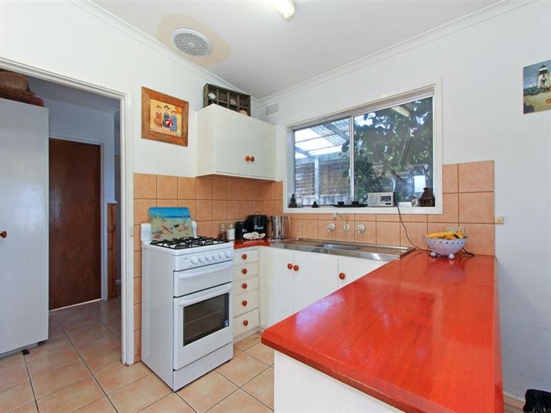 200 Ninth Avenue, Rosebud VIC 3939