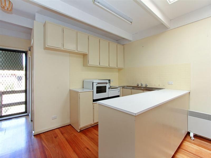 2/8-10 William Crescent, Rosebud West VIC 3940