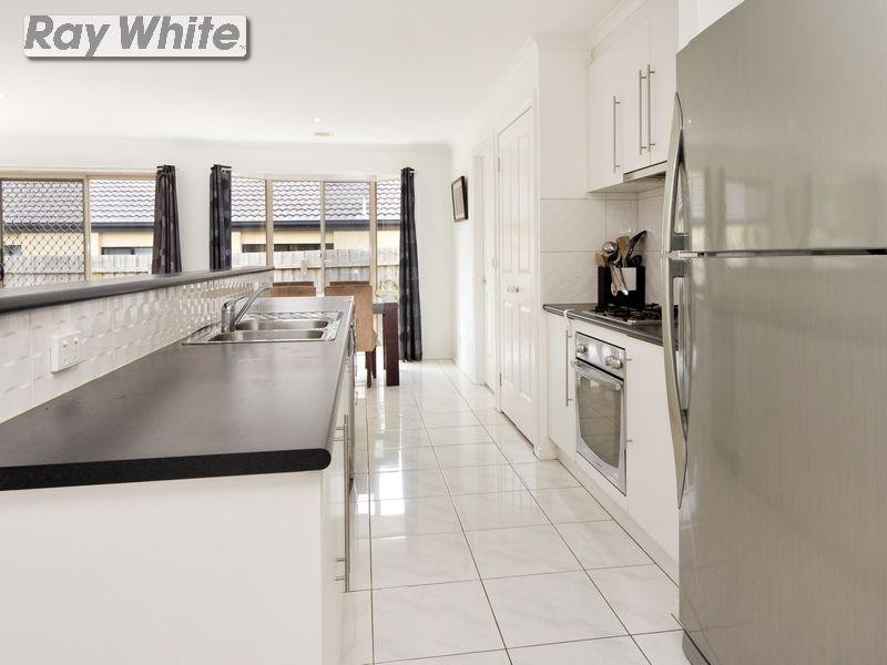 4 Greenhill Road, Rosebud VIC 3939