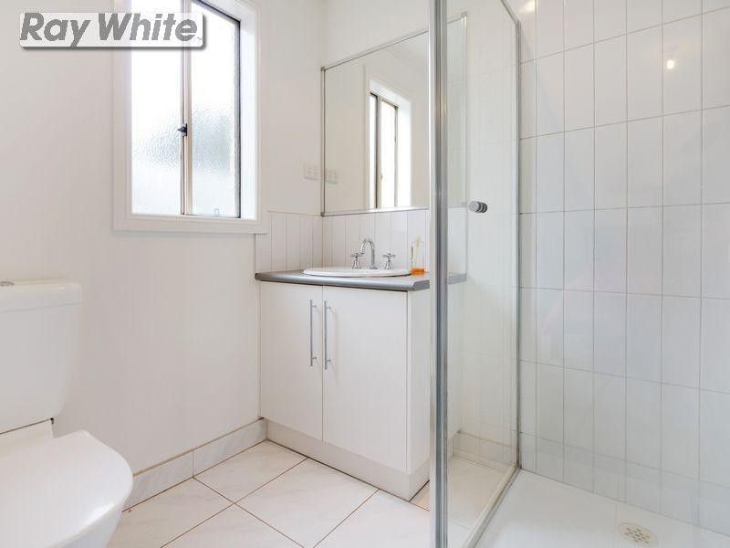 4 Greenhill Road, Rosebud VIC 3939