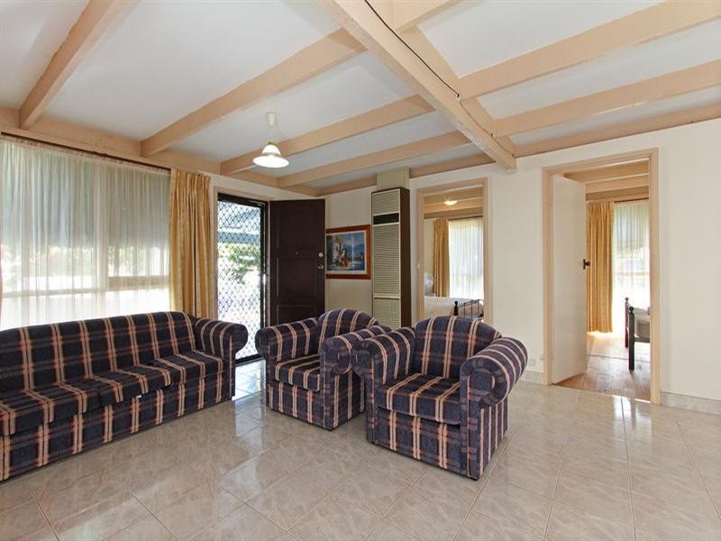 12 Raymond Street, Tootgarook VIC 3941