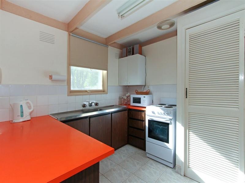 12 Raymond Street, Tootgarook VIC 3941