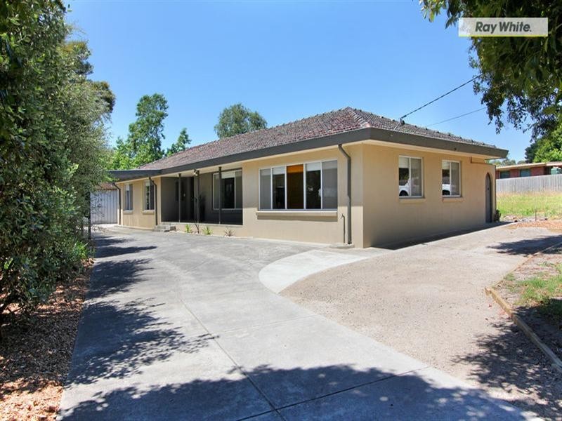 33 Leisure Way South, Rosebud VIC 3939