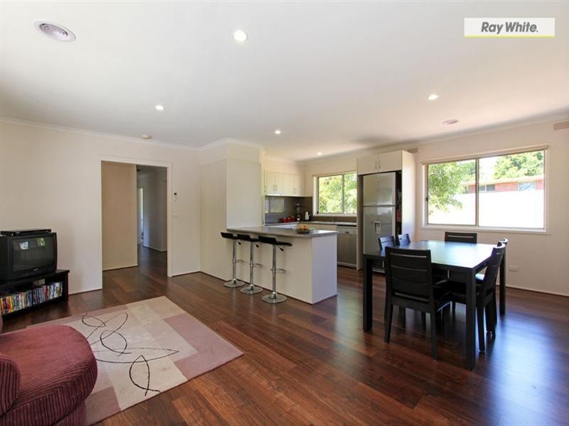 33 Leisure Way South, Rosebud VIC 3939