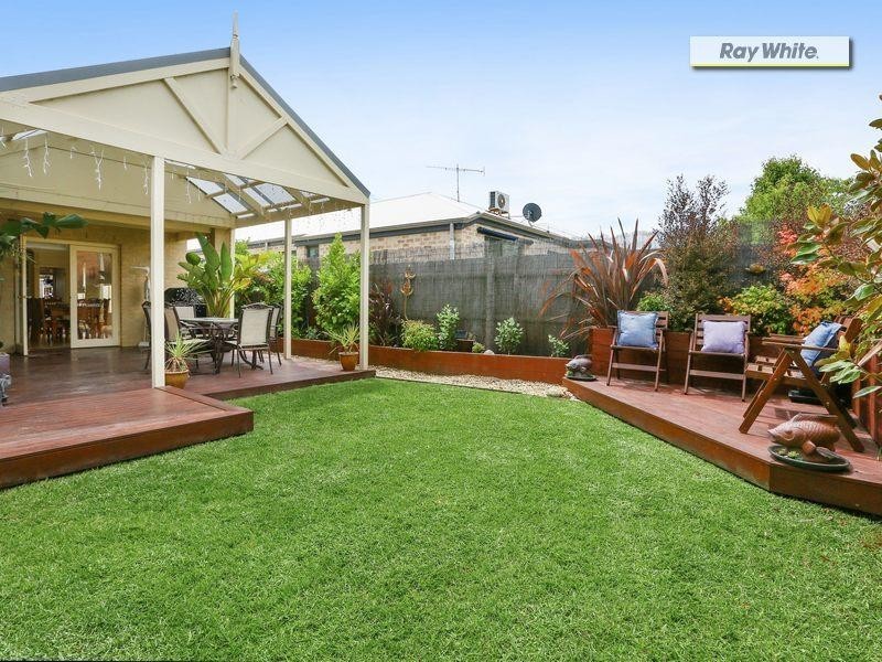 24 Mariner Place, Safety Beach VIC 3936