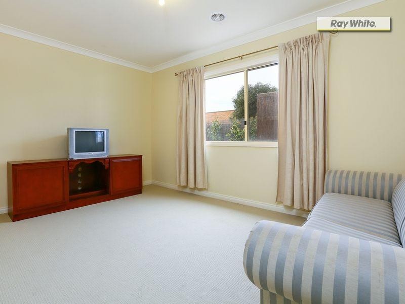 24 Mariner Place, Safety Beach VIC 3936