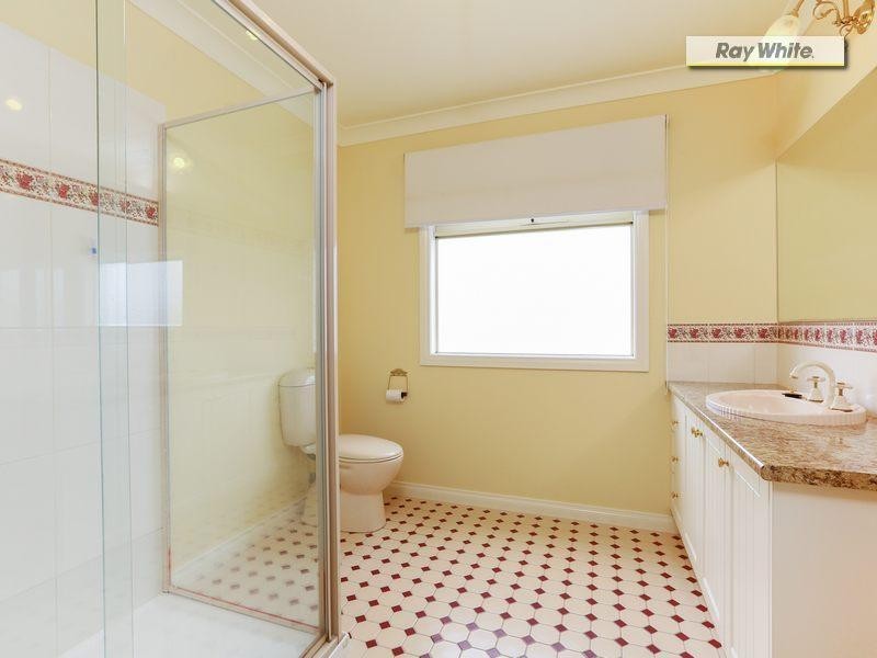 24 Mariner Place, Safety Beach VIC 3936