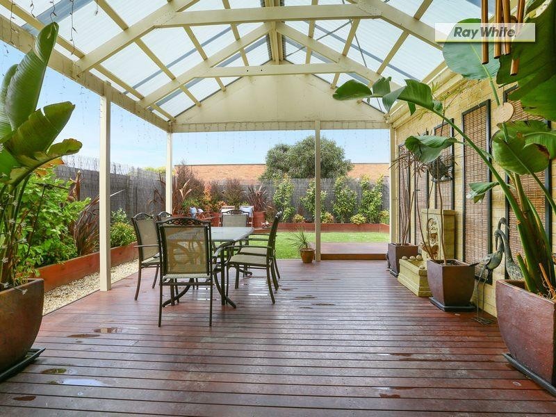 24 Mariner Place, Safety Beach VIC 3936