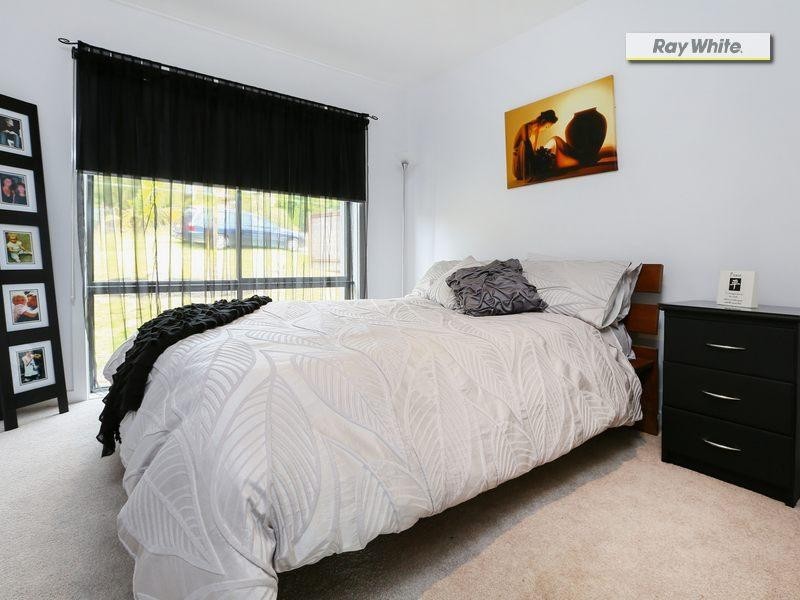 4 Crest Drive, Rosebud VIC 3939