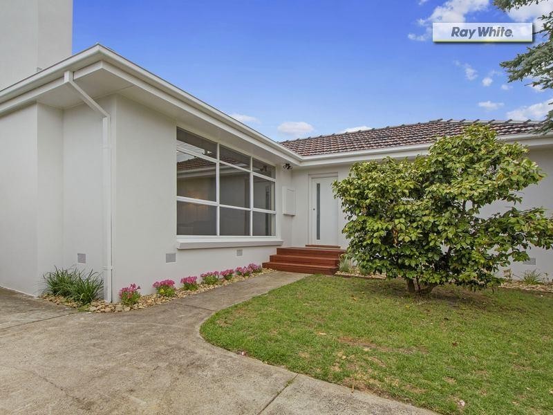 14 Cain Street, Rosebud West VIC 3940