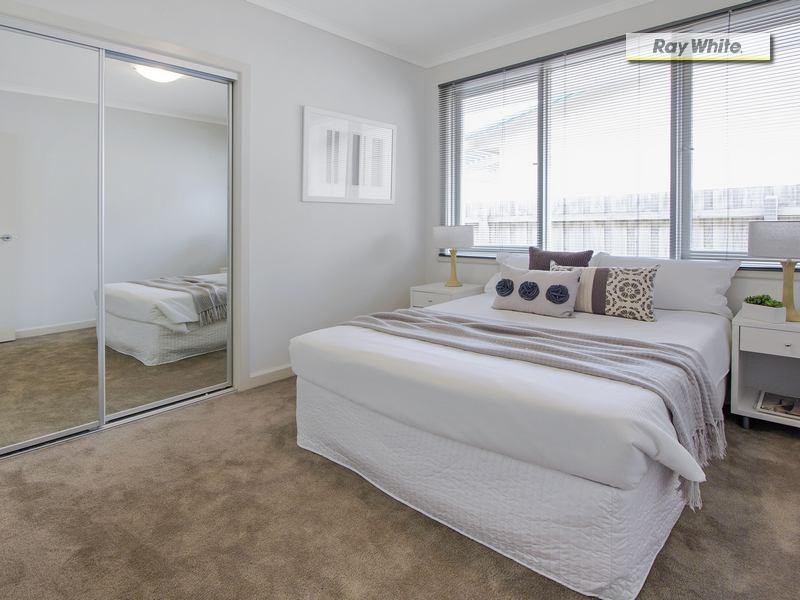 14 Cain Street, Rosebud West VIC 3940