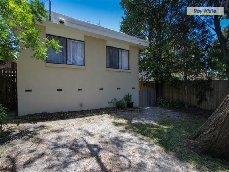 134 Ninth Avenue, Rosebud VIC 3939