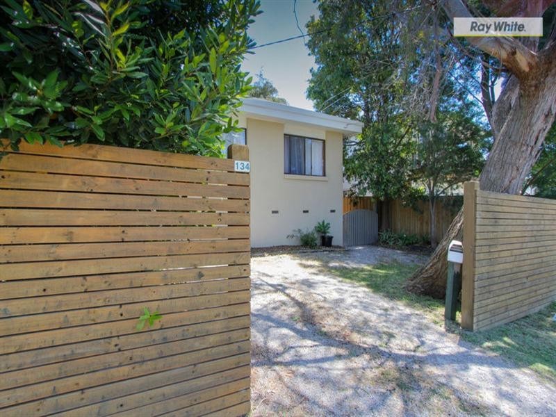 134 Ninth Avenue, Rosebud VIC 3939