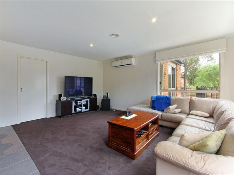 5 Parkedge Circuit, Rosebud VIC 3939