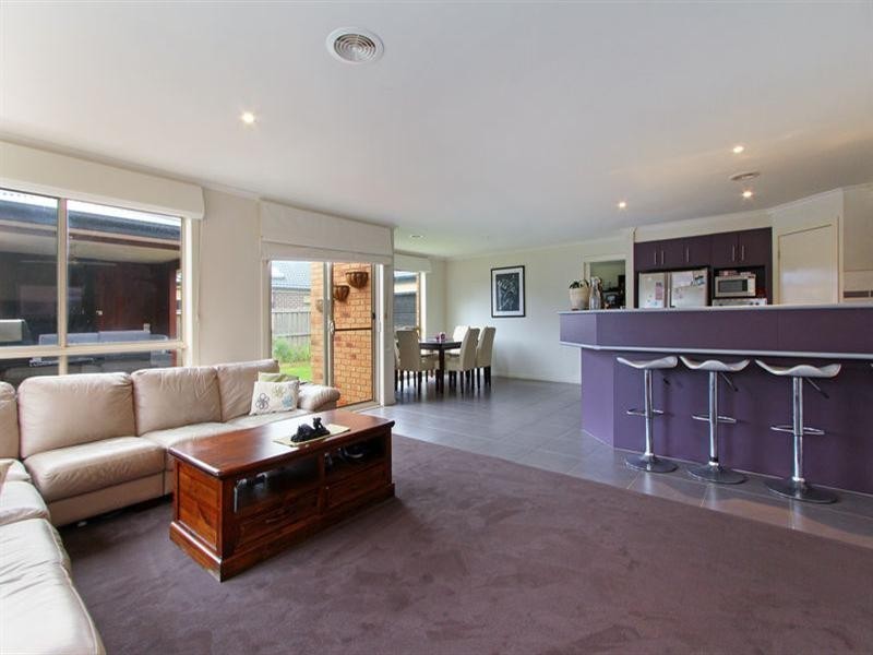 5 Parkedge Circuit, Rosebud VIC 3939