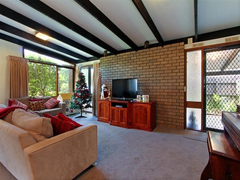 64 Ashendon Square, Rosebud VIC 3939