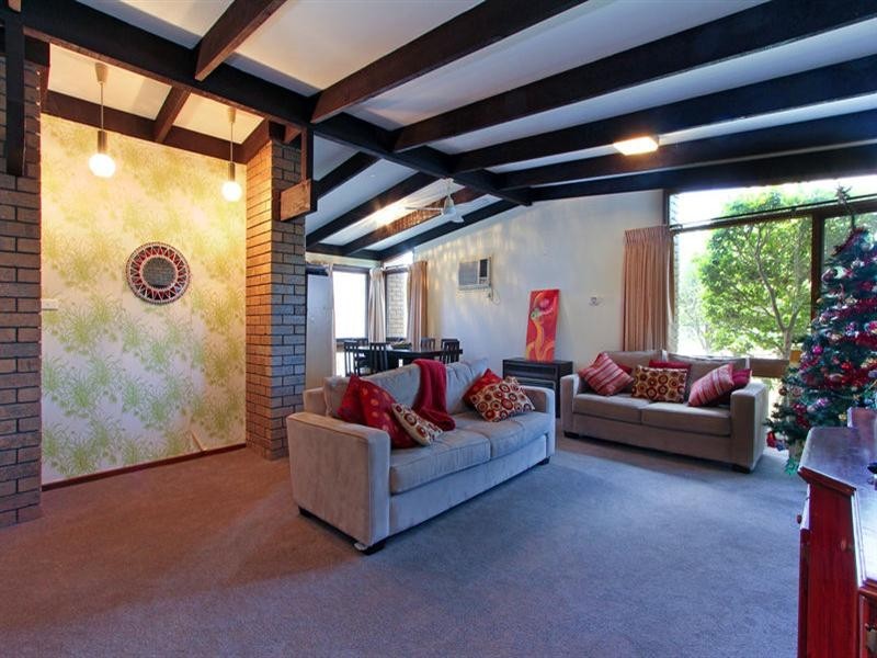 64 Ashendon Square, Rosebud VIC 3939