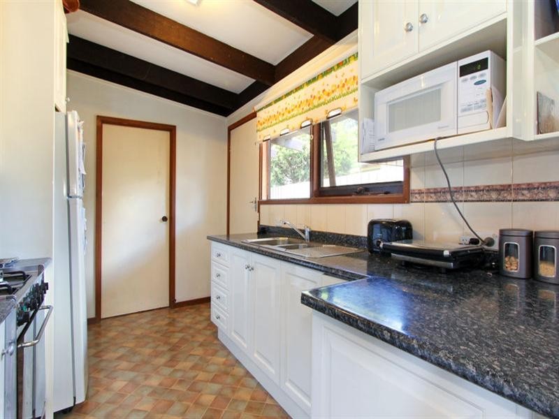 64 Ashendon Square, Rosebud VIC 3939