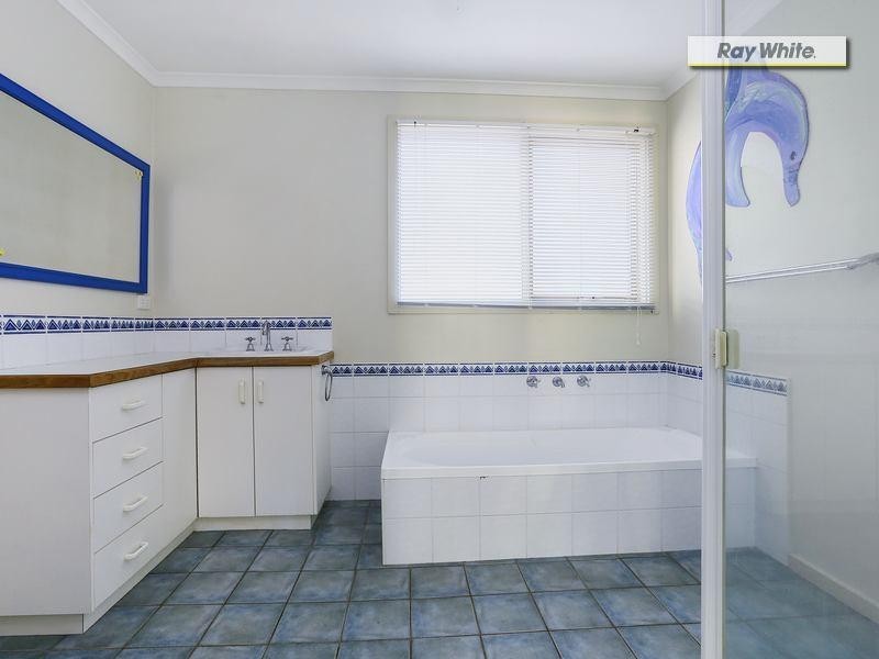 55 Carrathool Avenue, Rosebud VIC 3939