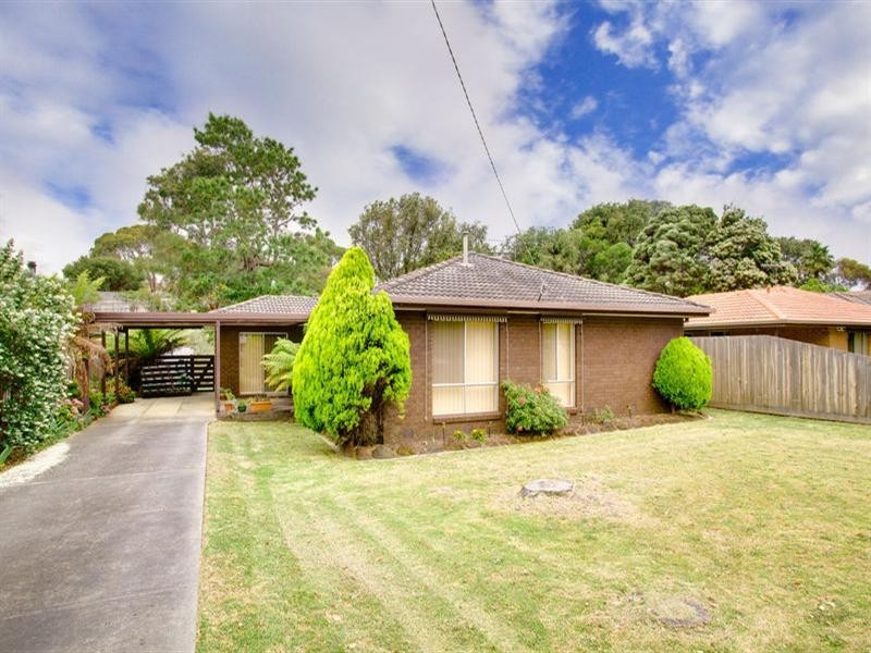13 Hinton Street, Rosebud VIC 3939