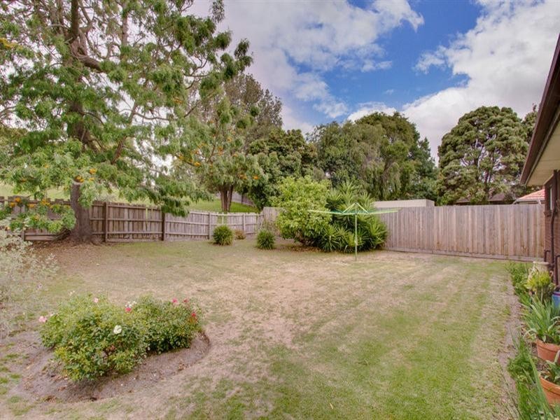 13 Hinton Street, Rosebud VIC 3939