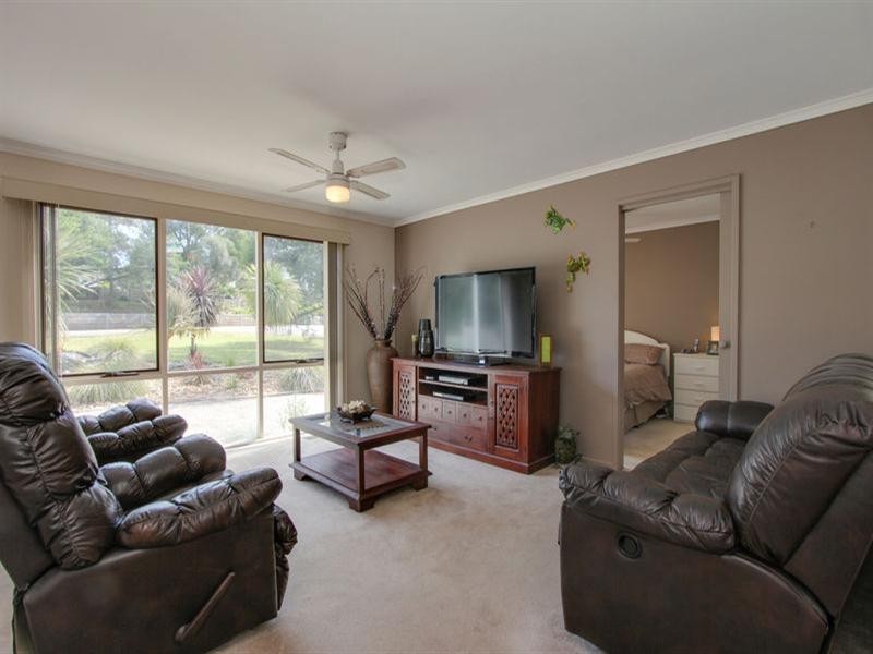 504 Waterfall Gully Road, Rosebud VIC 3939