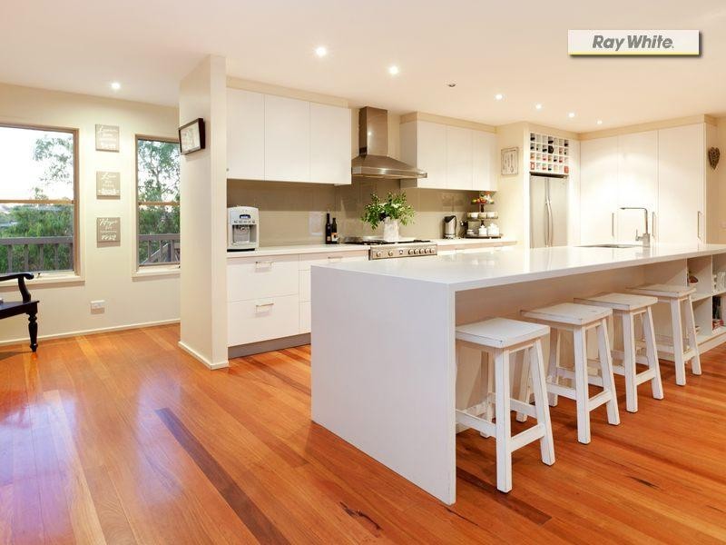 8 Warrain Avenue, Rosebud VIC 3939