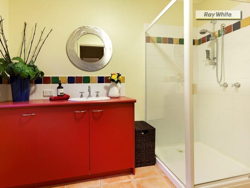 8 Warrain Avenue, Rosebud VIC 3939