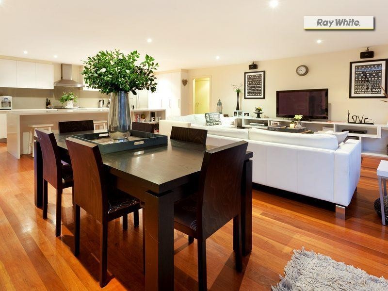 8 Warrain Avenue, Rosebud VIC 3939