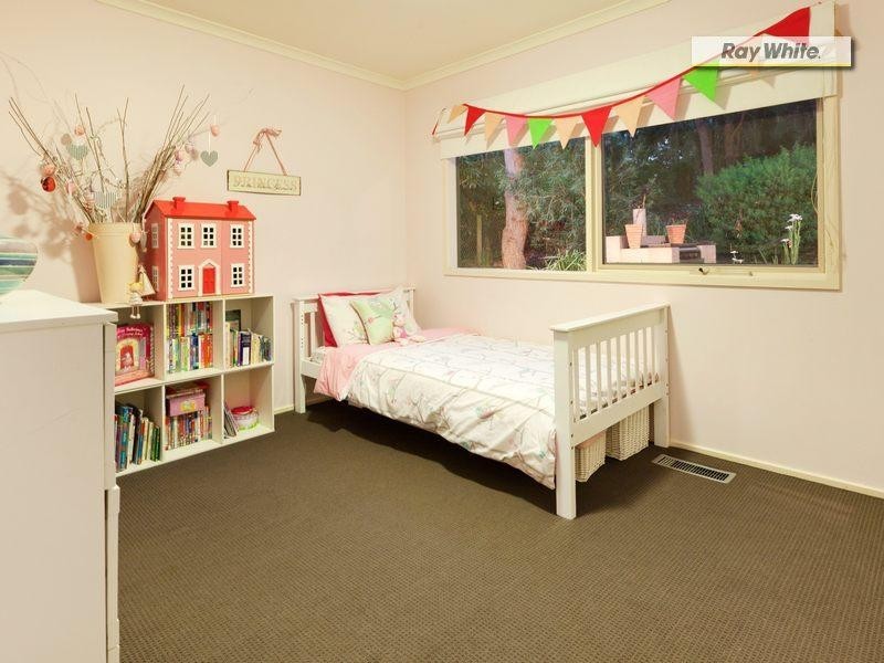 8 Warrain Avenue, Rosebud VIC 3939