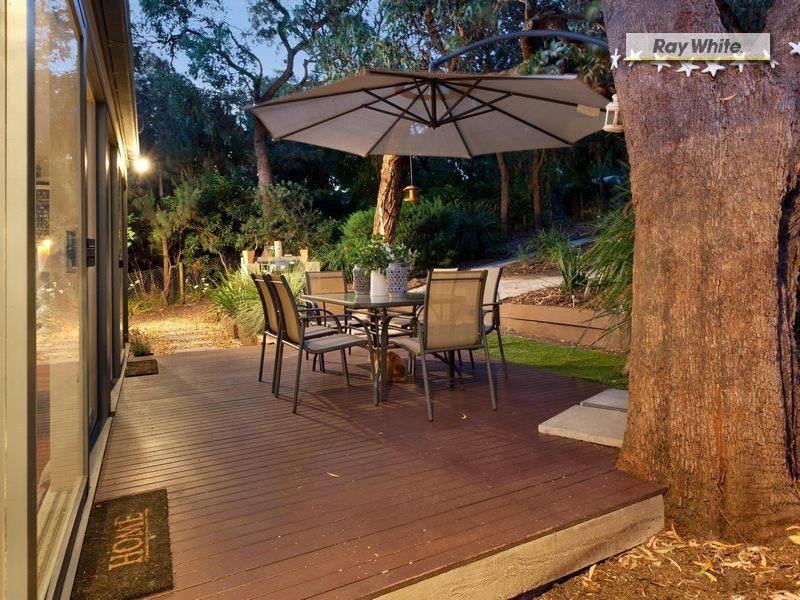 8 Warrain Avenue, Rosebud VIC 3939