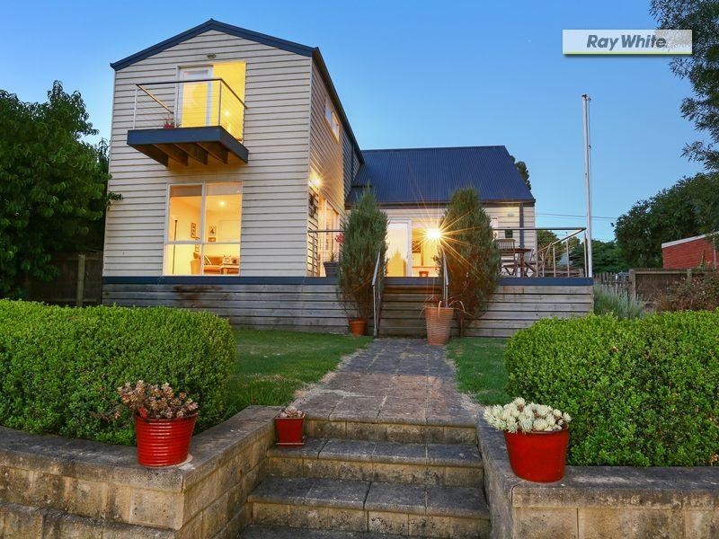 33 Azure Avenue, Balnarring VIC 3926