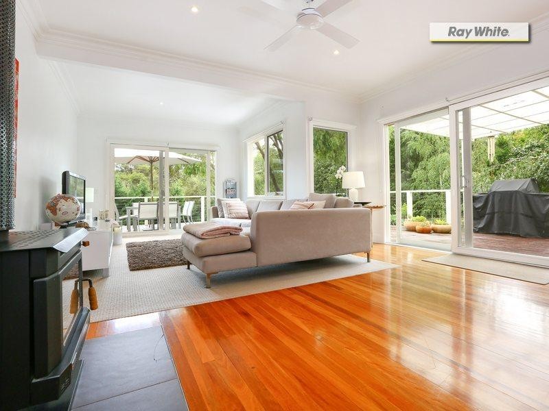 10 Yambill Avenue, Rosebud VIC 3939