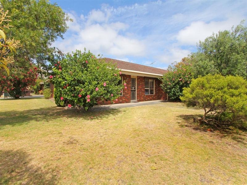 8/68 Whitehead Grove, Rosebud West VIC 3940