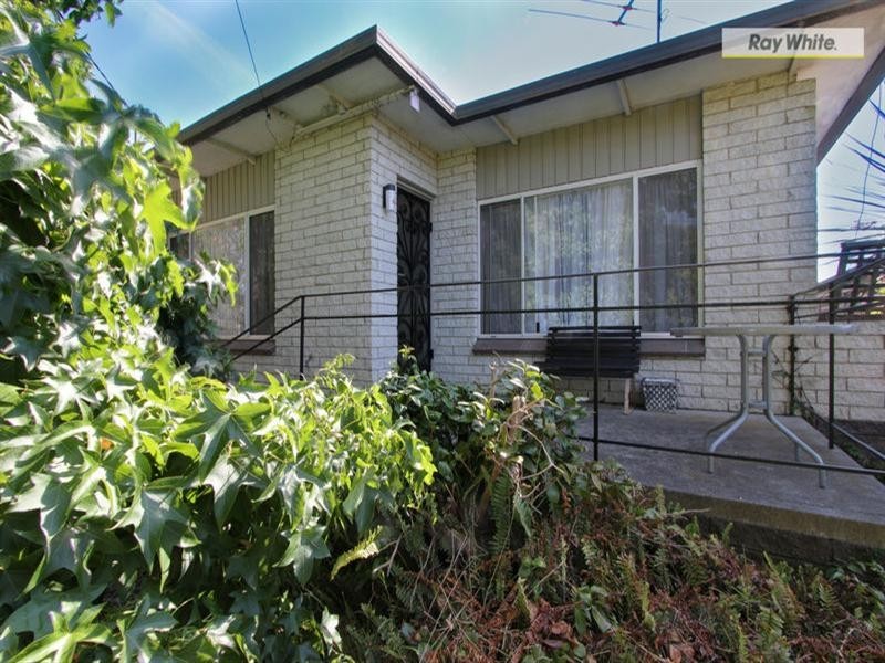 102 Ocean Street, Rosebud VIC 3939