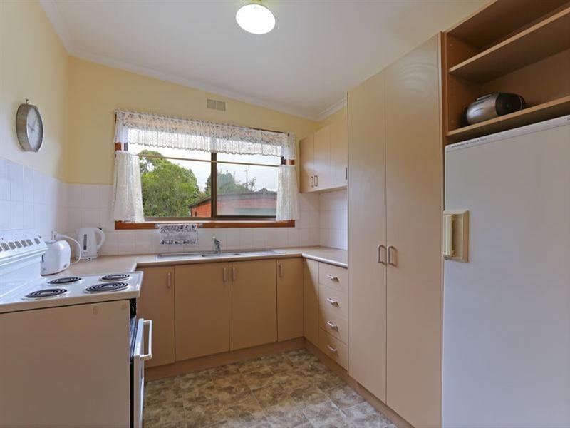 32 Warranilla Avenue, Rosebud VIC 3939