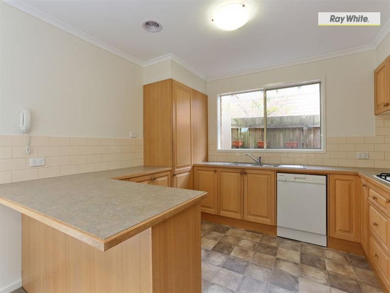 47 Banksia Place, Rosebud VIC 3939