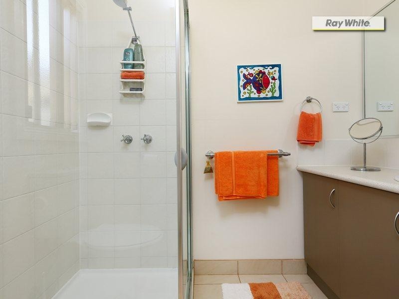 2 Josie Place, Rosebud VIC 3939