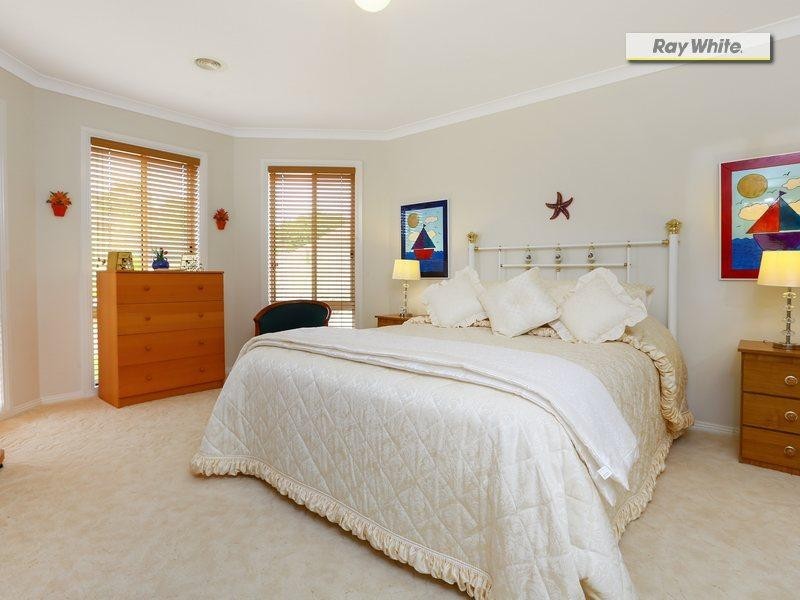 2 Josie Place, Rosebud VIC 3939