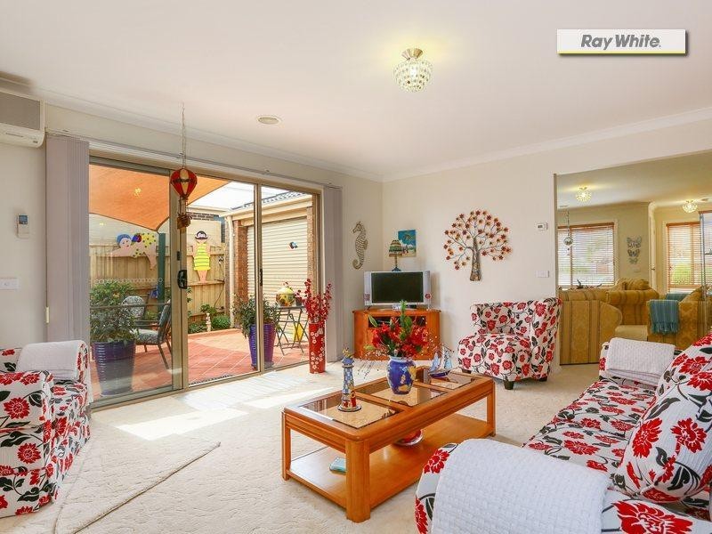 2 Josie Place, Rosebud VIC 3939