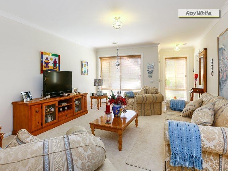 2 Josie Place, Rosebud VIC 3939